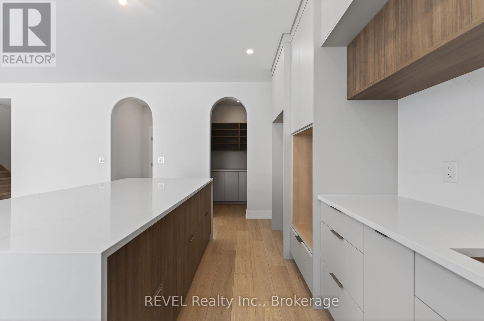 32 ANCHOR ROAD - 12
