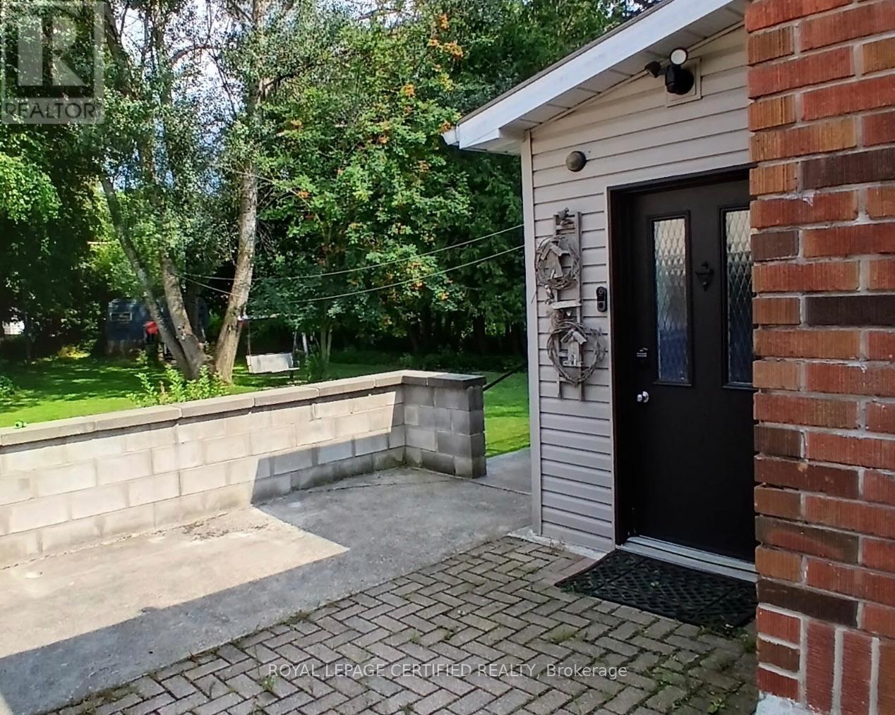 883 7TH AVENUE - 5