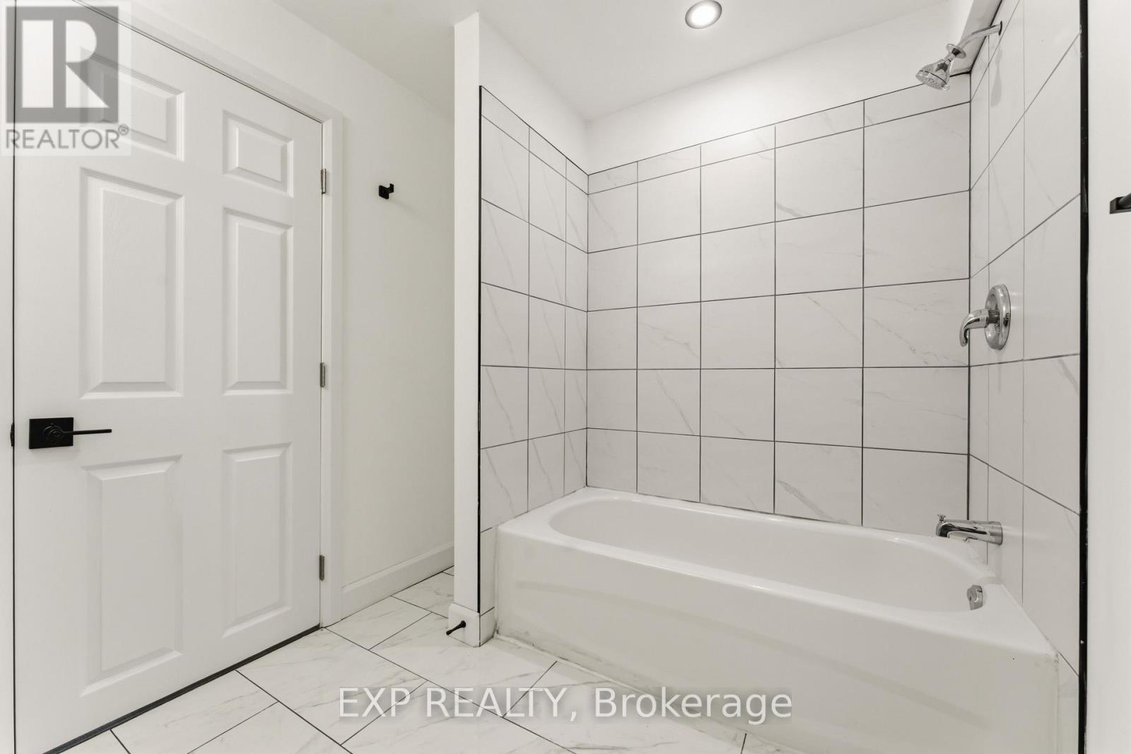 643 NEW LISKEARD CRESCENT - Image 45