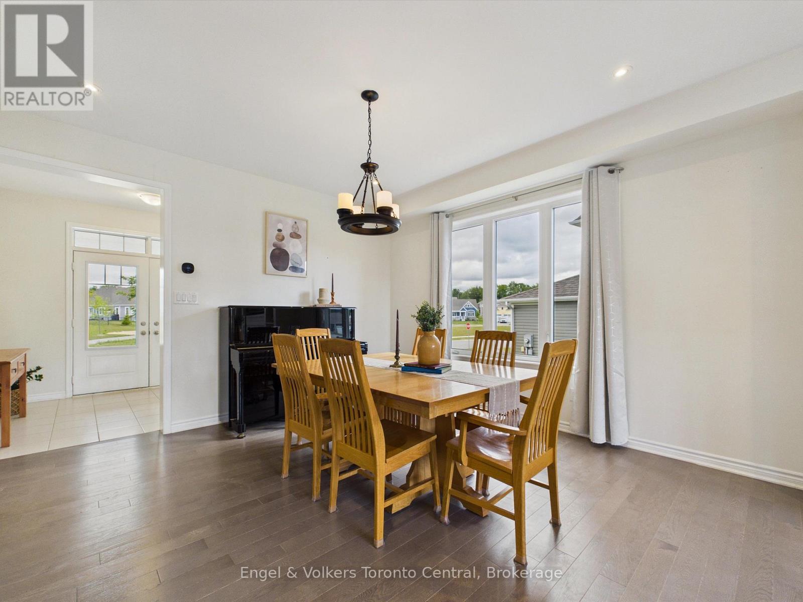 3 BROWNING BOULEVARD - Image 8