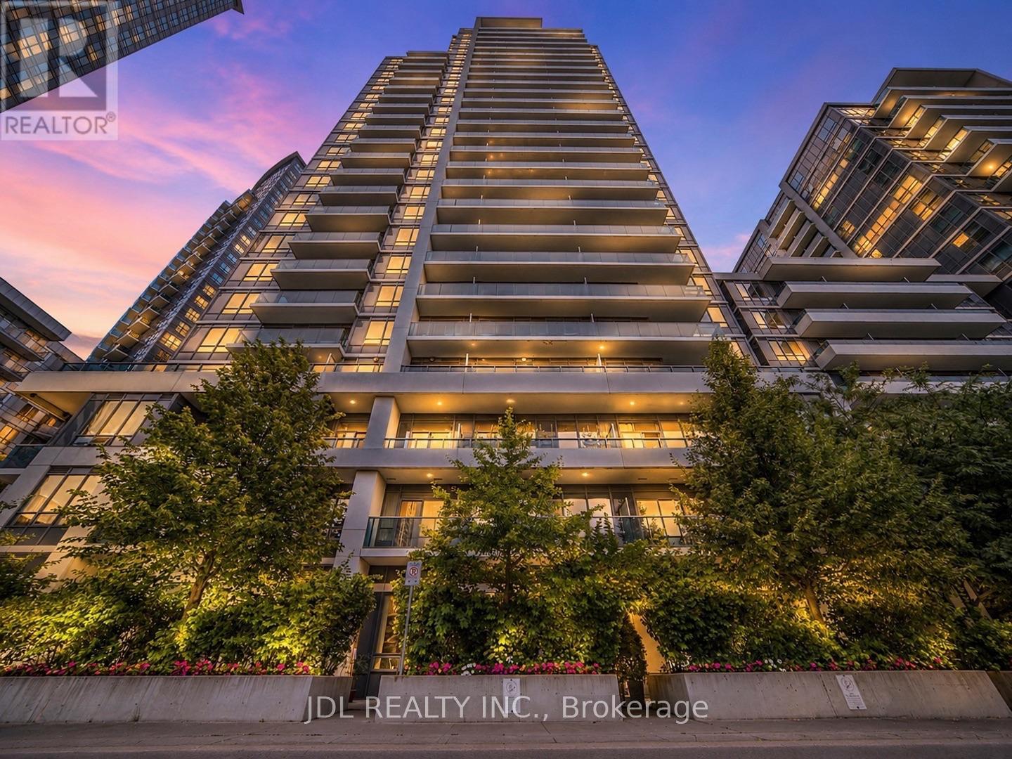 #902 7165 YONGE STREET - 40