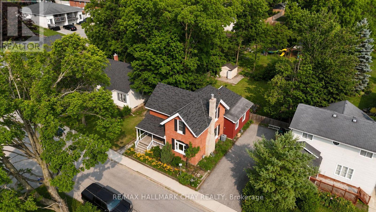 34 NORTH STREET N - 1