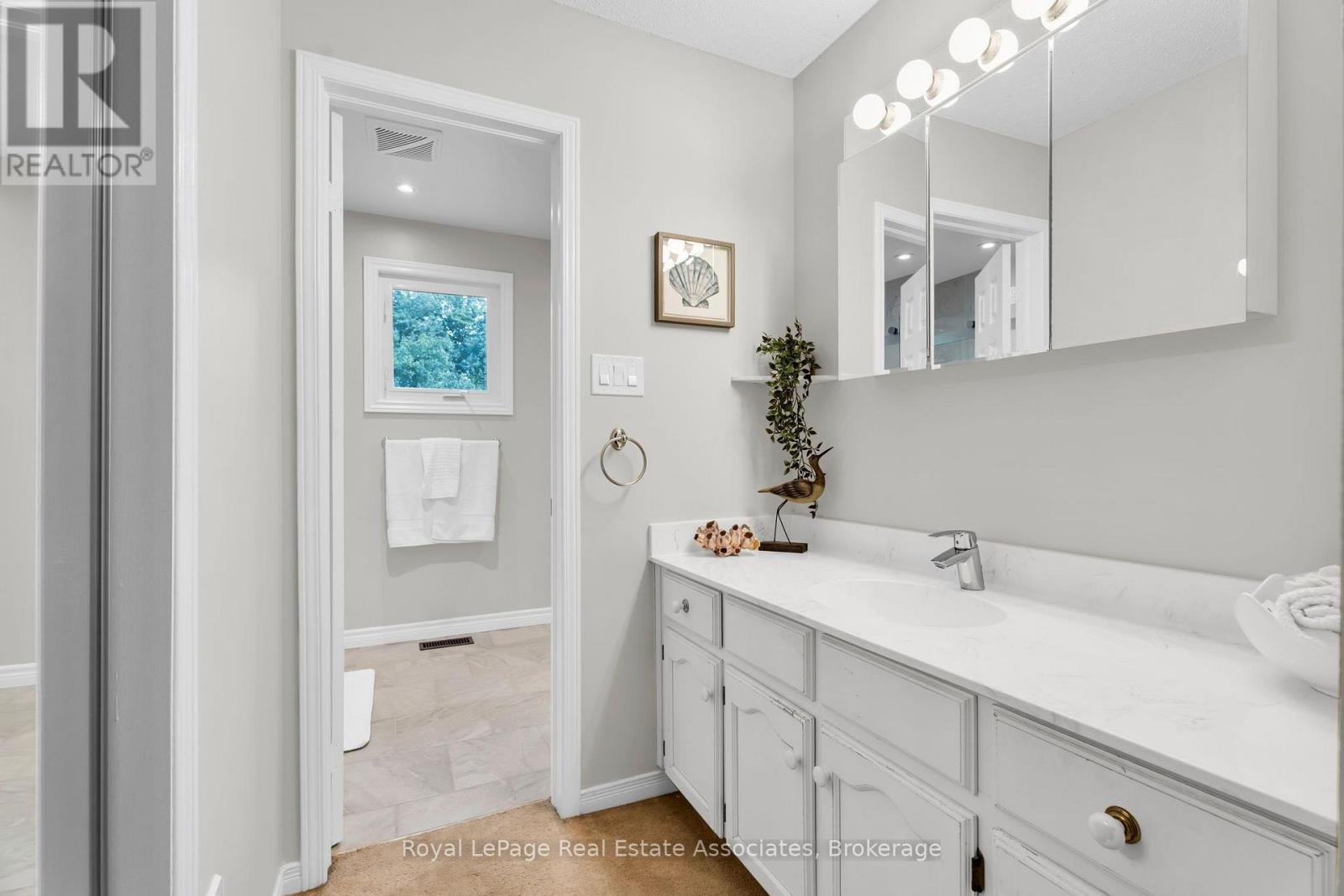 82 TURTLECREEK BOULEVARD - 24