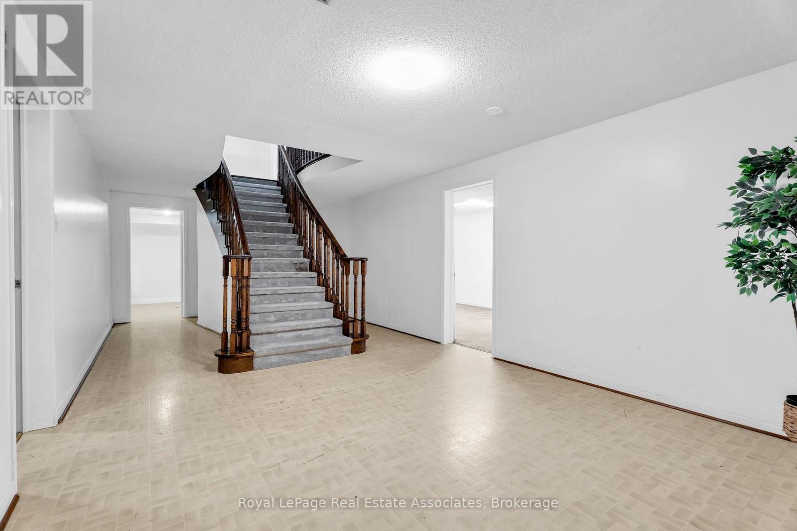 82 TURTLECREEK BOULEVARD - 30
