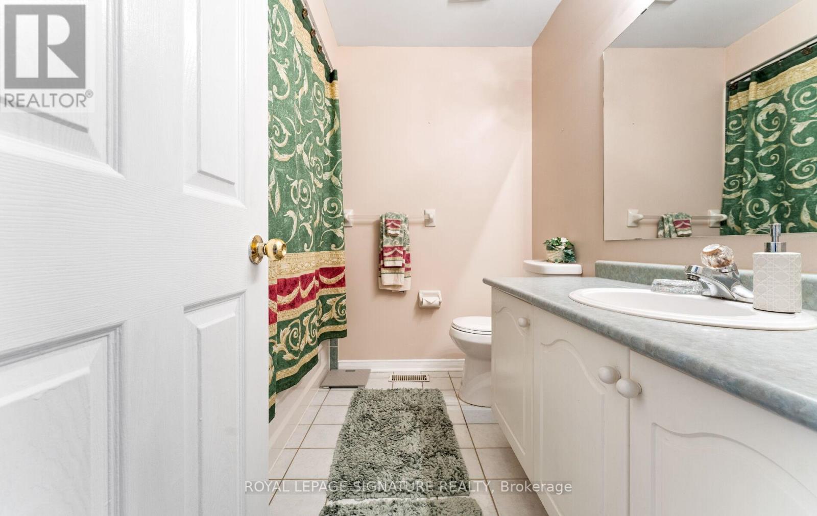 3252 LABURNUM CRESCENT - 29