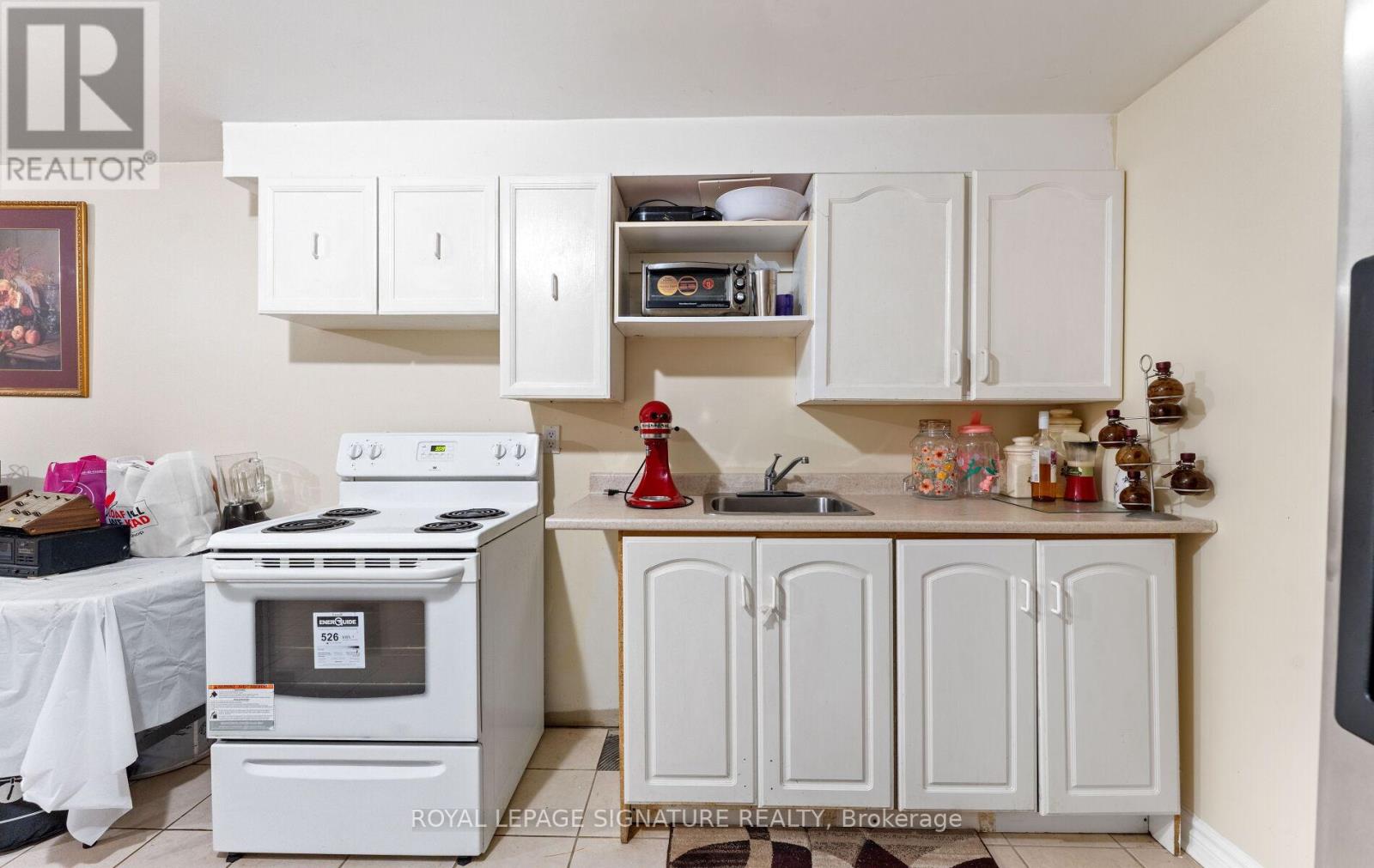 3252 LABURNUM CRESCENT - 35