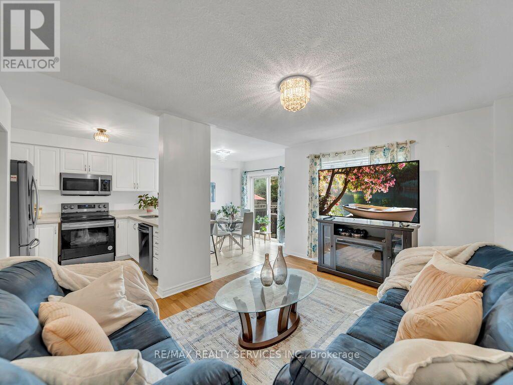7 OLIVETT LANE - 10