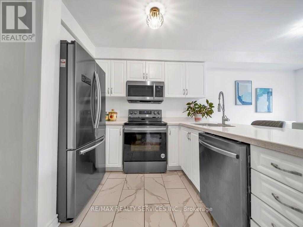 7 OLIVETT LANE - 14