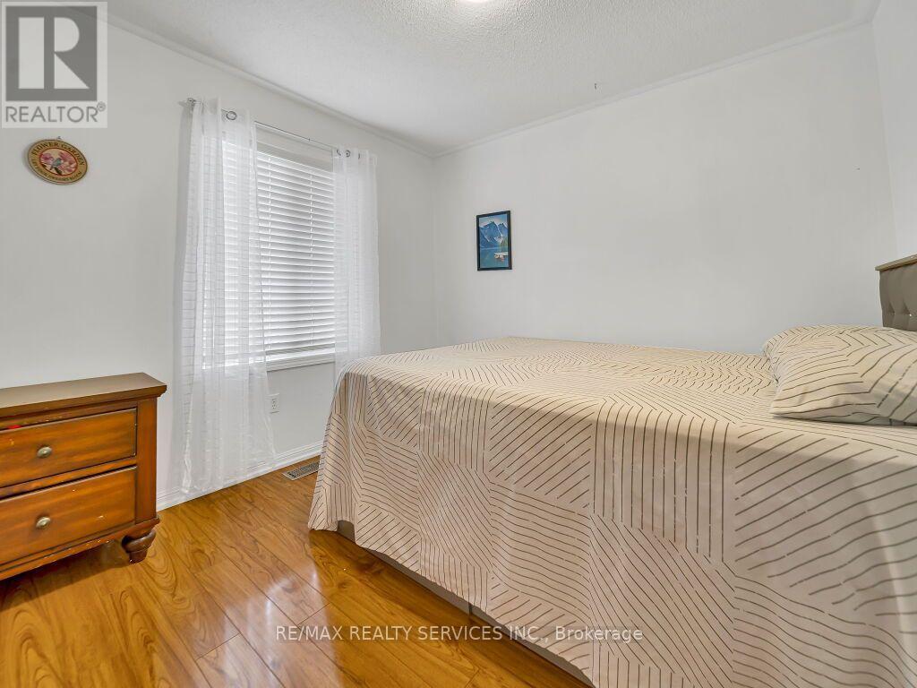 7 OLIVETT LANE - 31