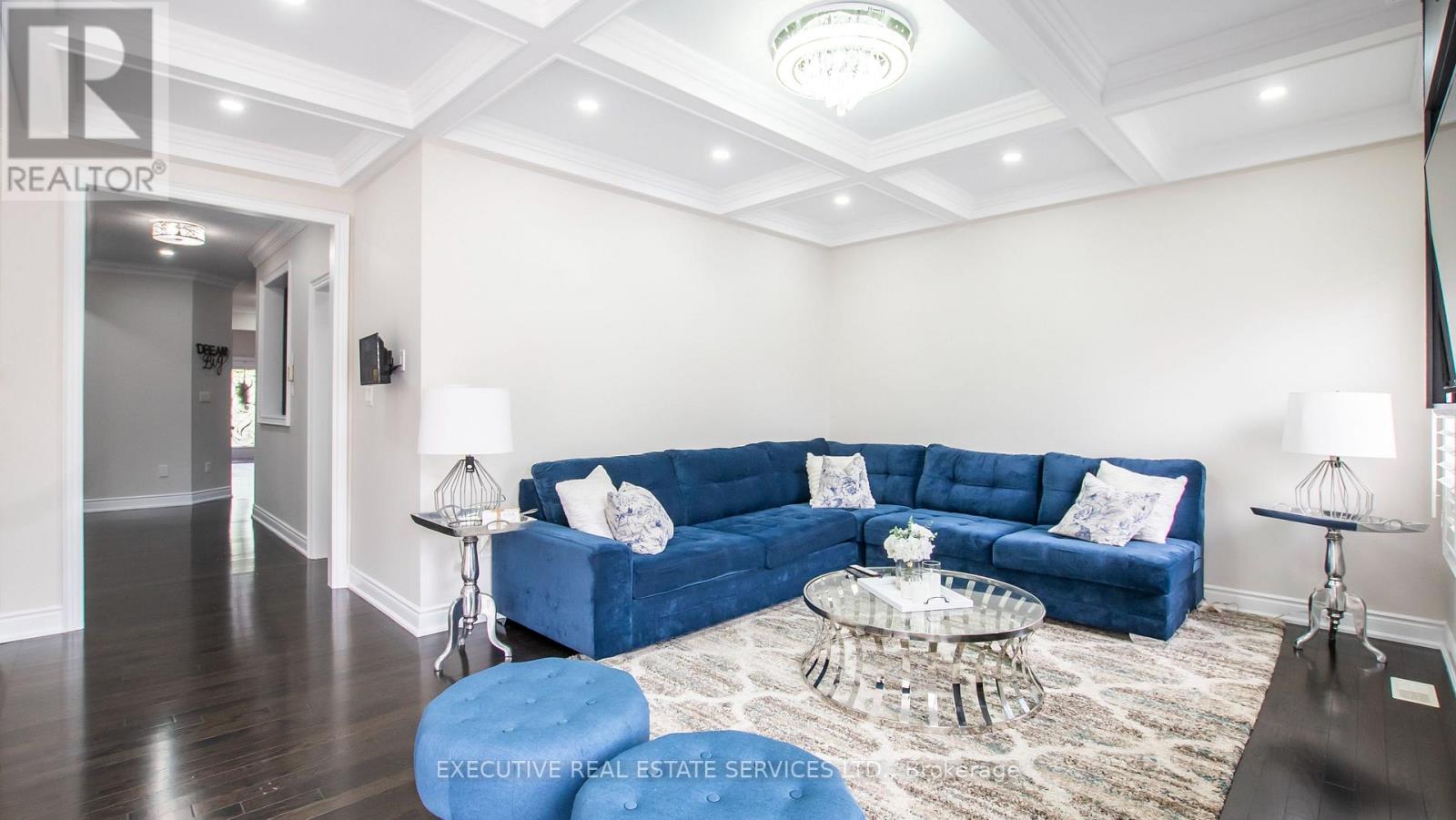 22 VALLEYWAY DRIVE - Image 17