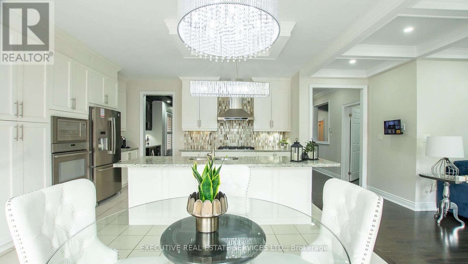 22 VALLEYWAY DRIVE - Image 25