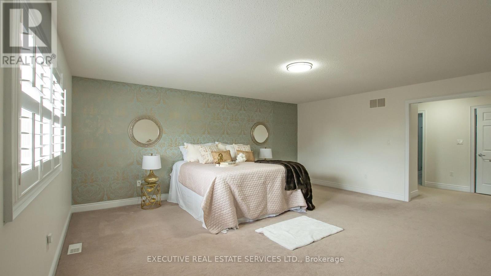 22 VALLEYWAY DRIVE - Image 29