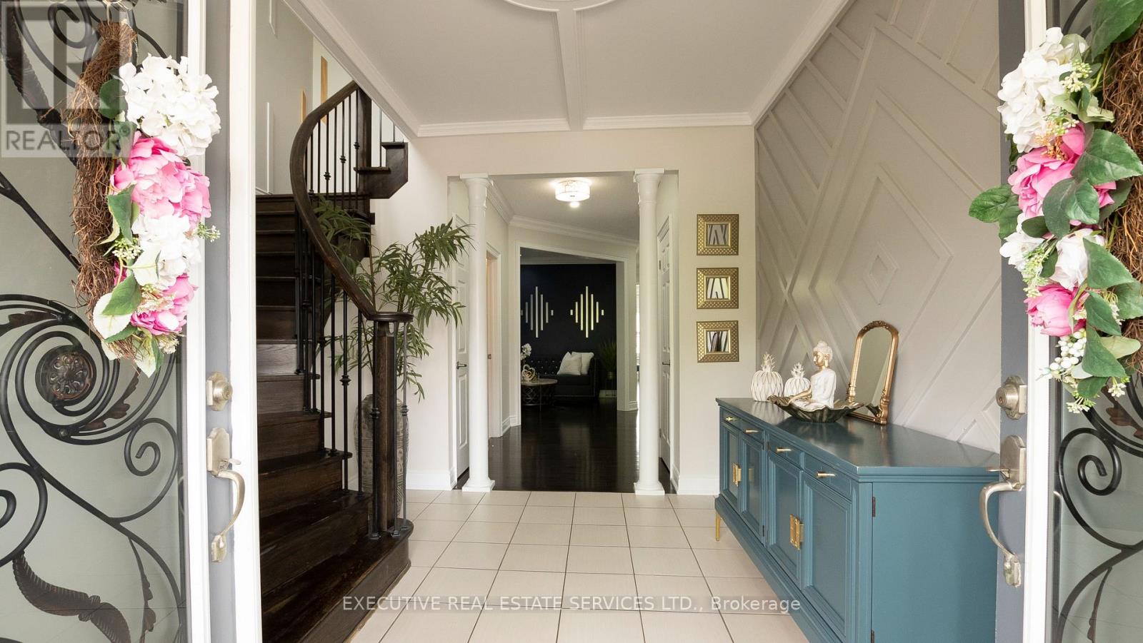 22 VALLEYWAY DRIVE - Image 3