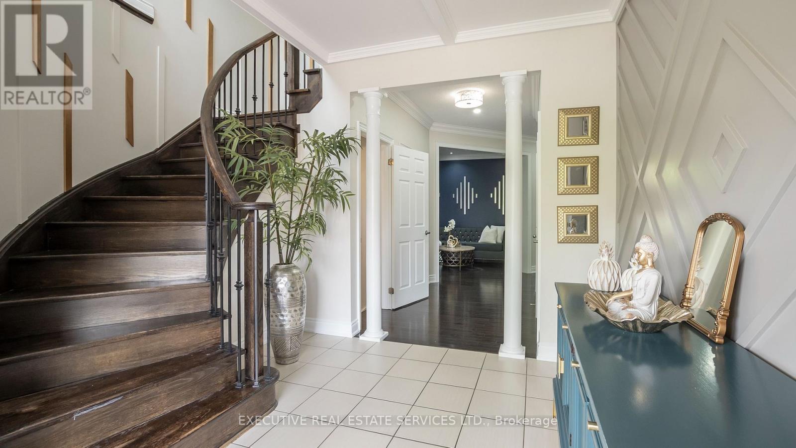 22 VALLEYWAY DRIVE - Image 4