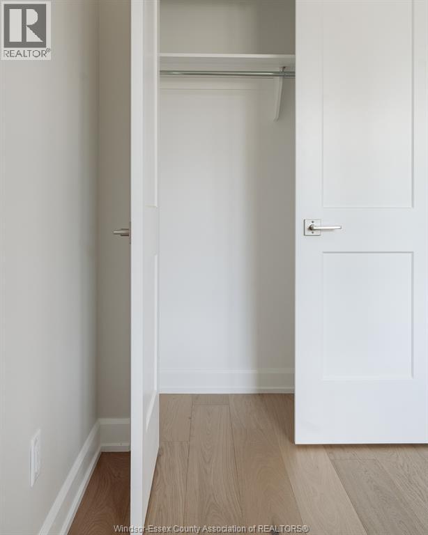Thumbnail 37