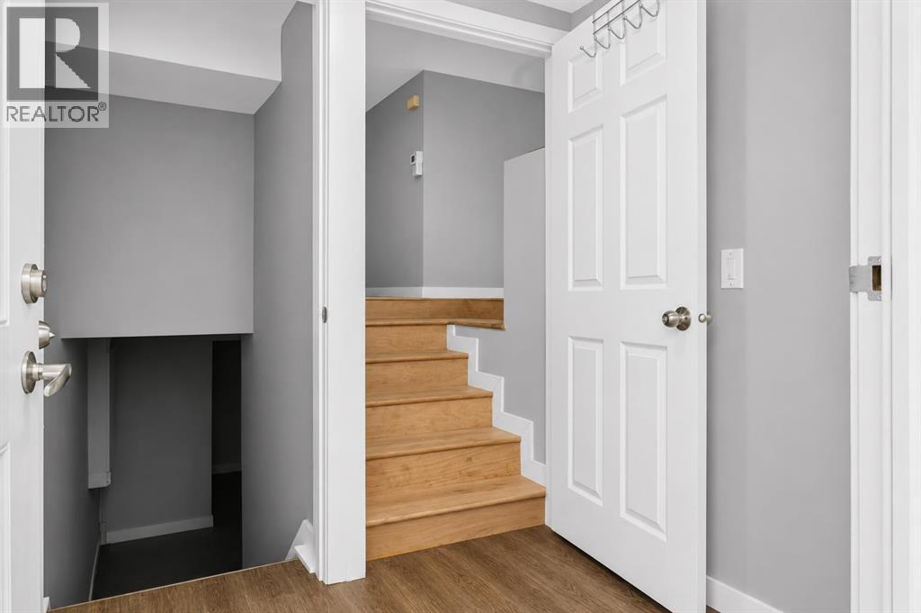 4 Hunterhorn Gate NE, Huntington Hills, Calgary photo 3