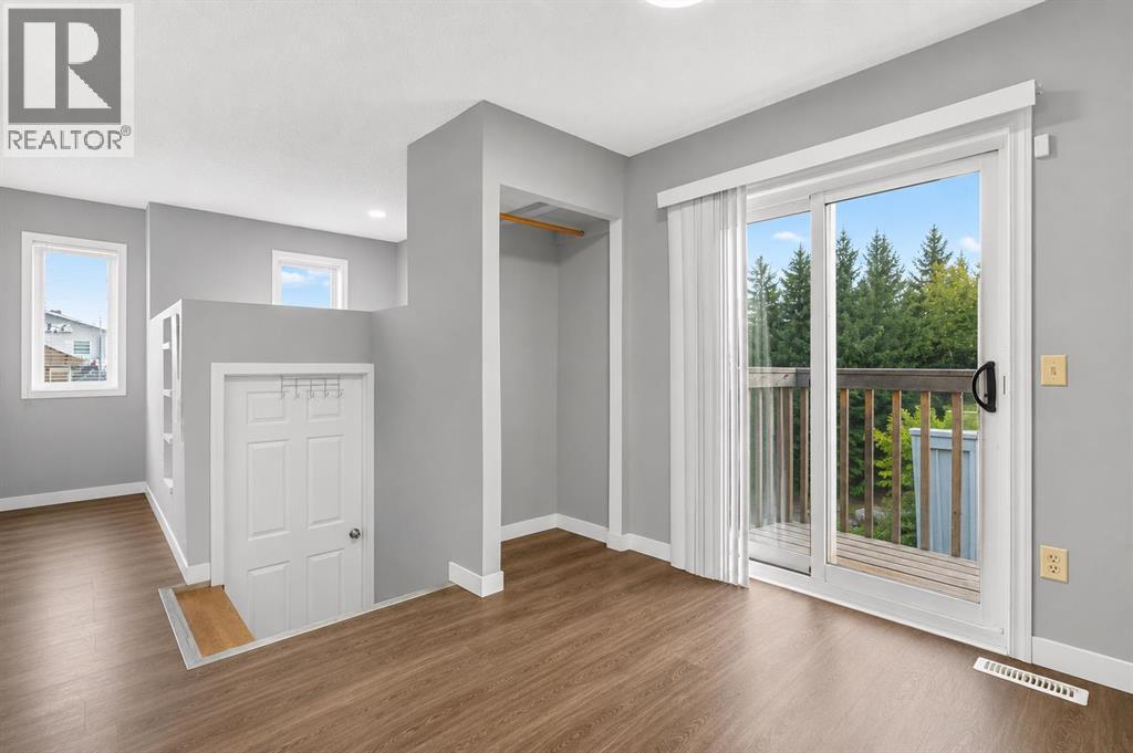 4 Hunterhorn Gate NE, Huntington Hills, Calgary photo 5