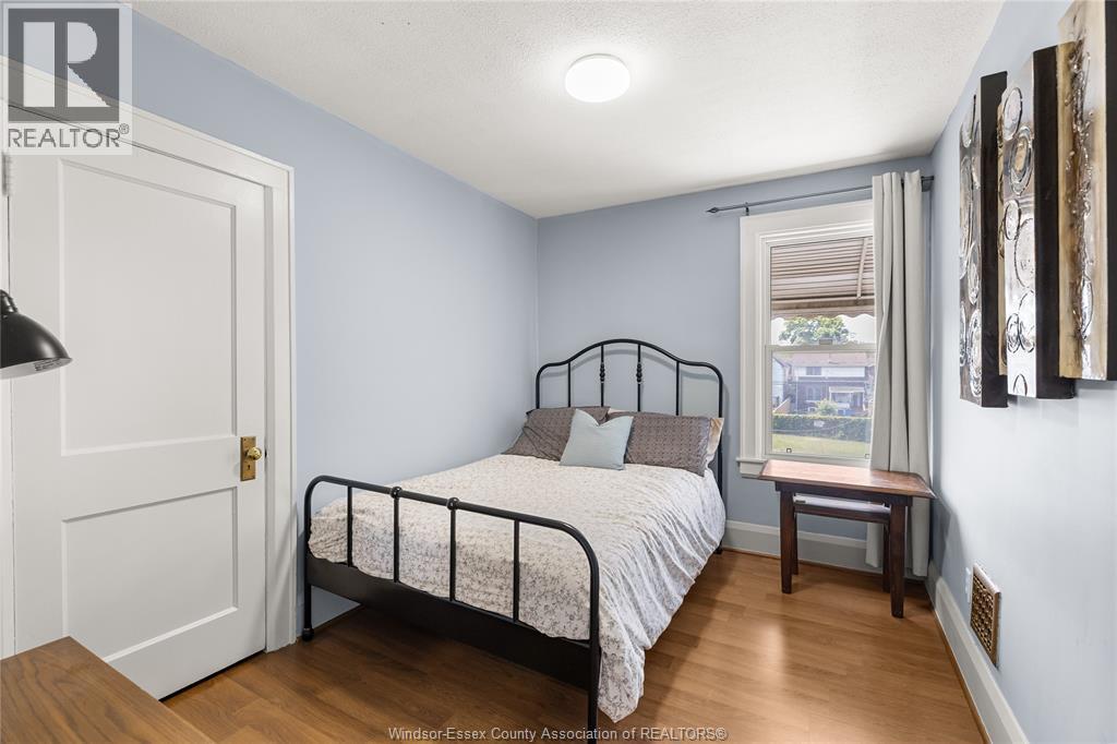 1033 CHURCH STREET - 14