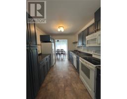 28 Spruce Avenue thumbnail 12
