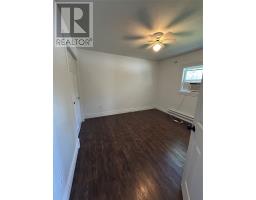 28 Spruce Avenue thumbnail 16