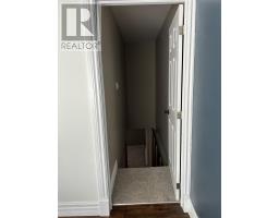 28 Spruce Avenue thumbnail 18