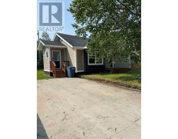28 Spruce Avenue thumbnail 2