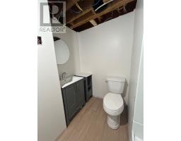 28 Spruce Avenue thumbnail 21