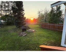 28 Spruce Avenue thumbnail 7