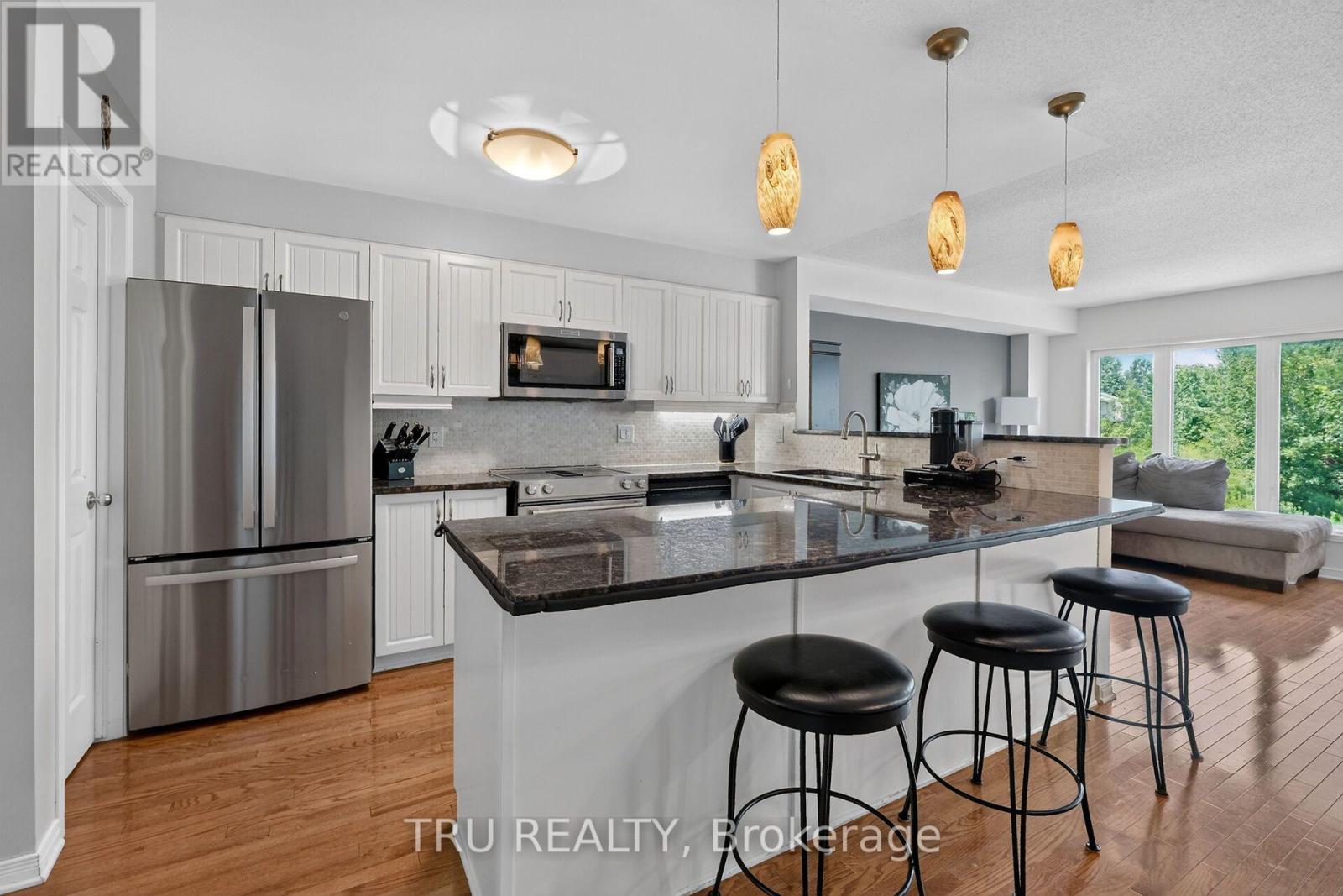 258 PARKROSE PRIVATE - Image 10