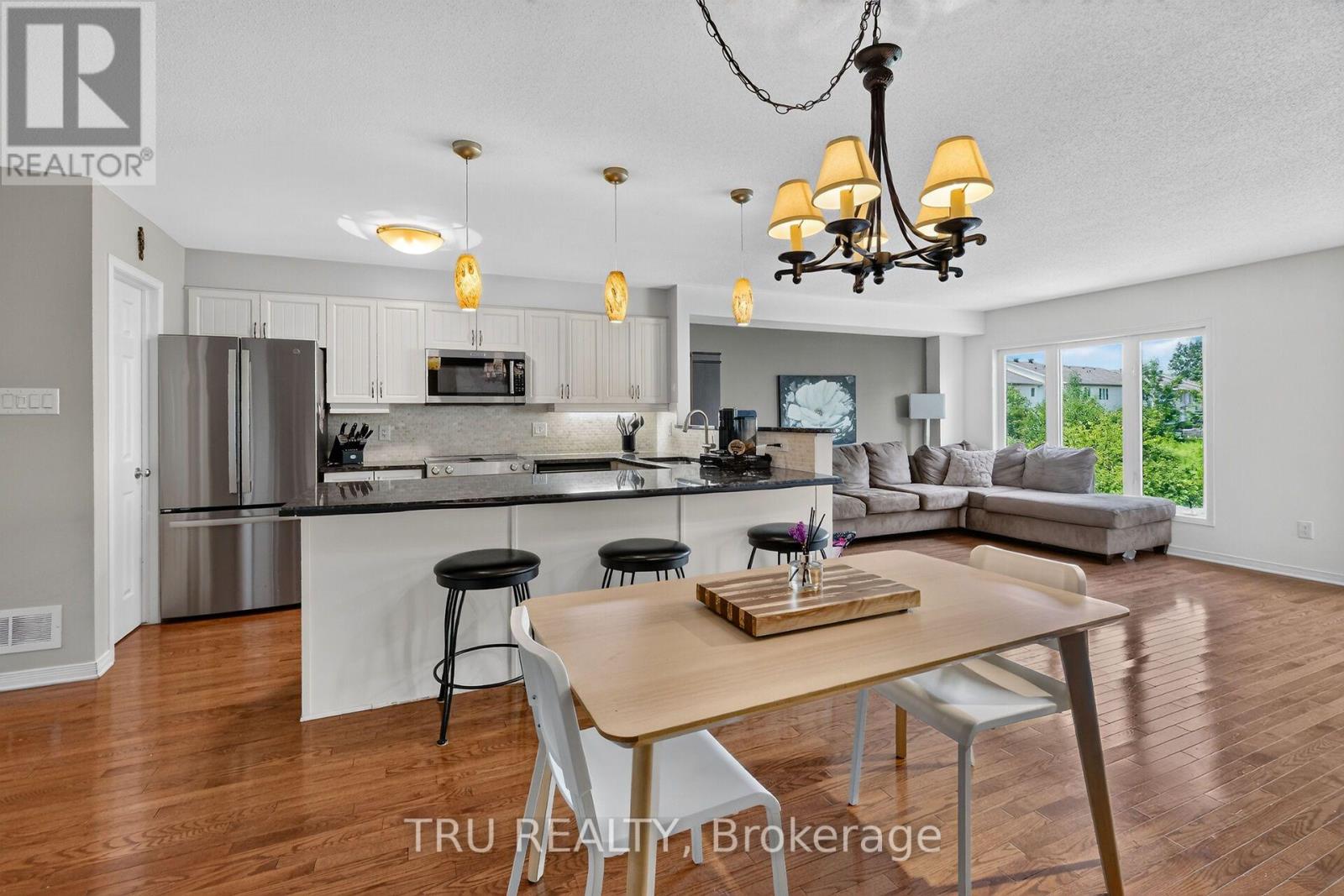258 PARKROSE PRIVATE - Image 11