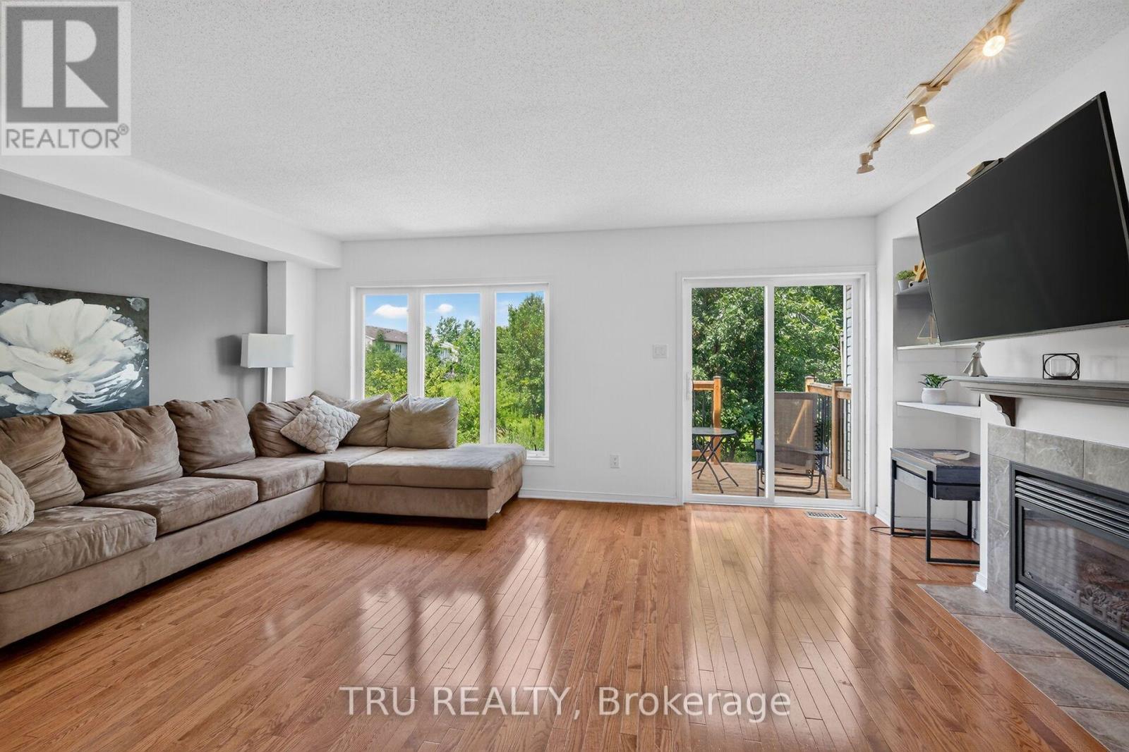 258 PARKROSE PRIVATE - Image 12