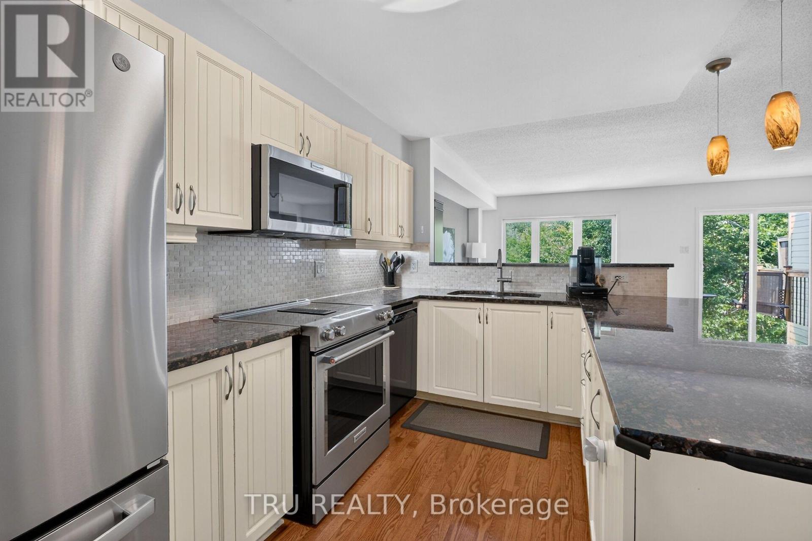 258 PARKROSE PRIVATE - Image 15