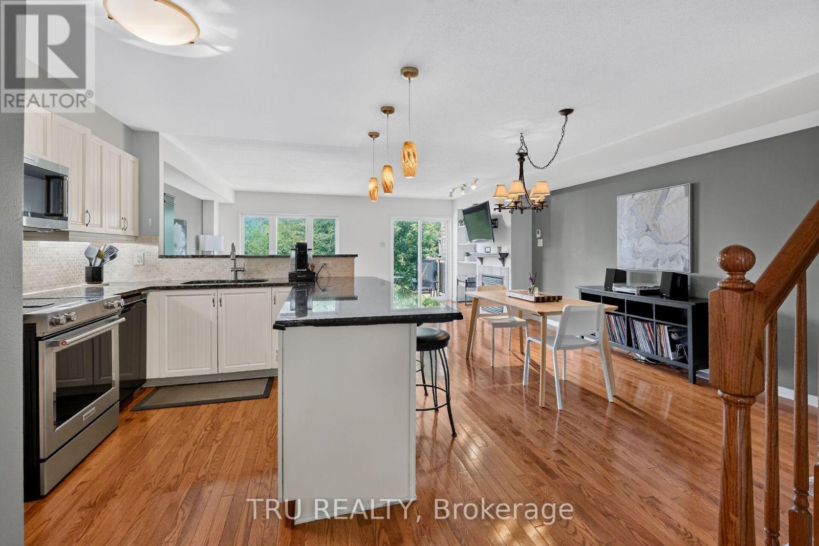 258 PARKROSE PRIVATE - Image 8