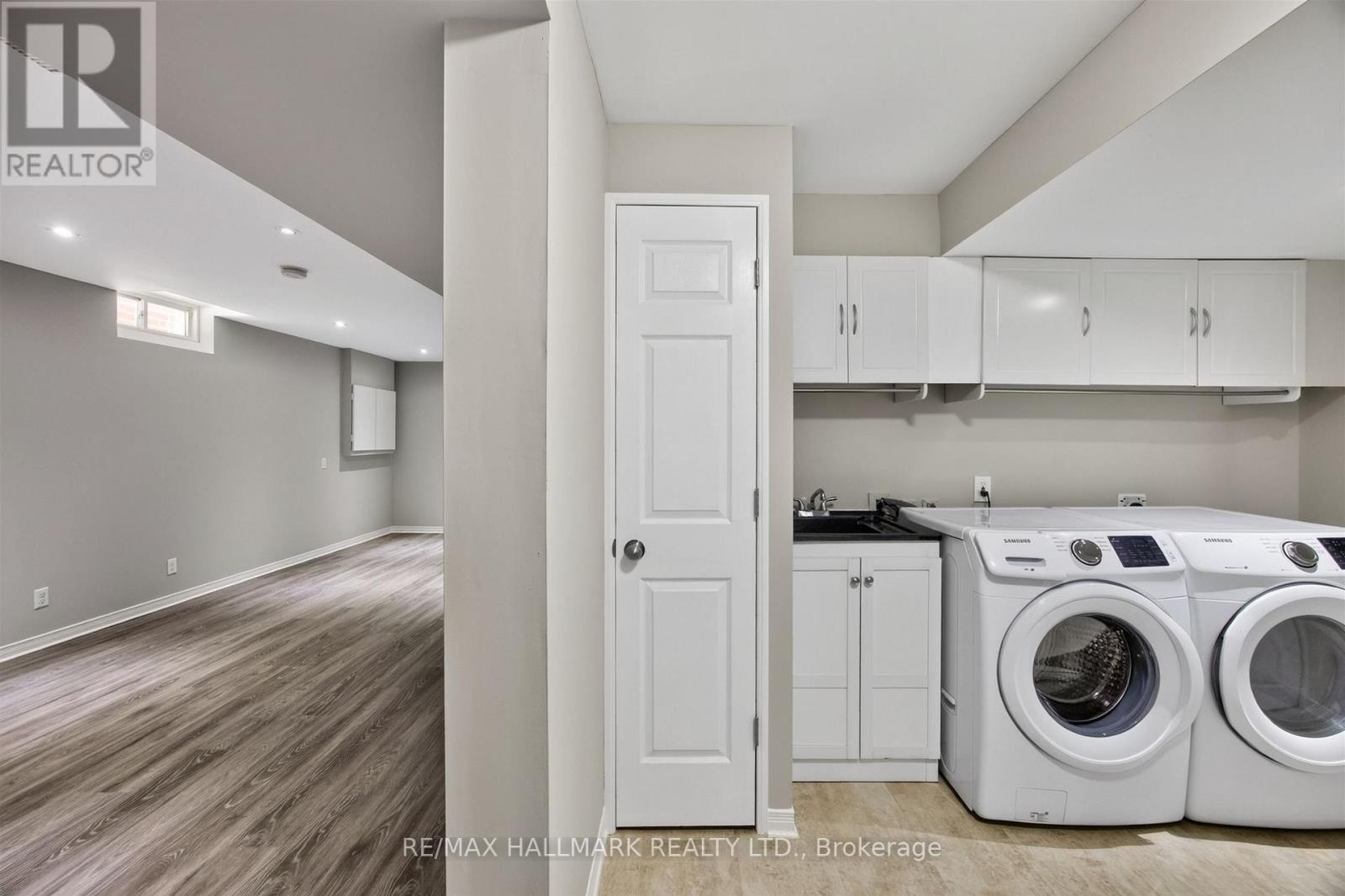 563 LUPLE AVENUE - 42