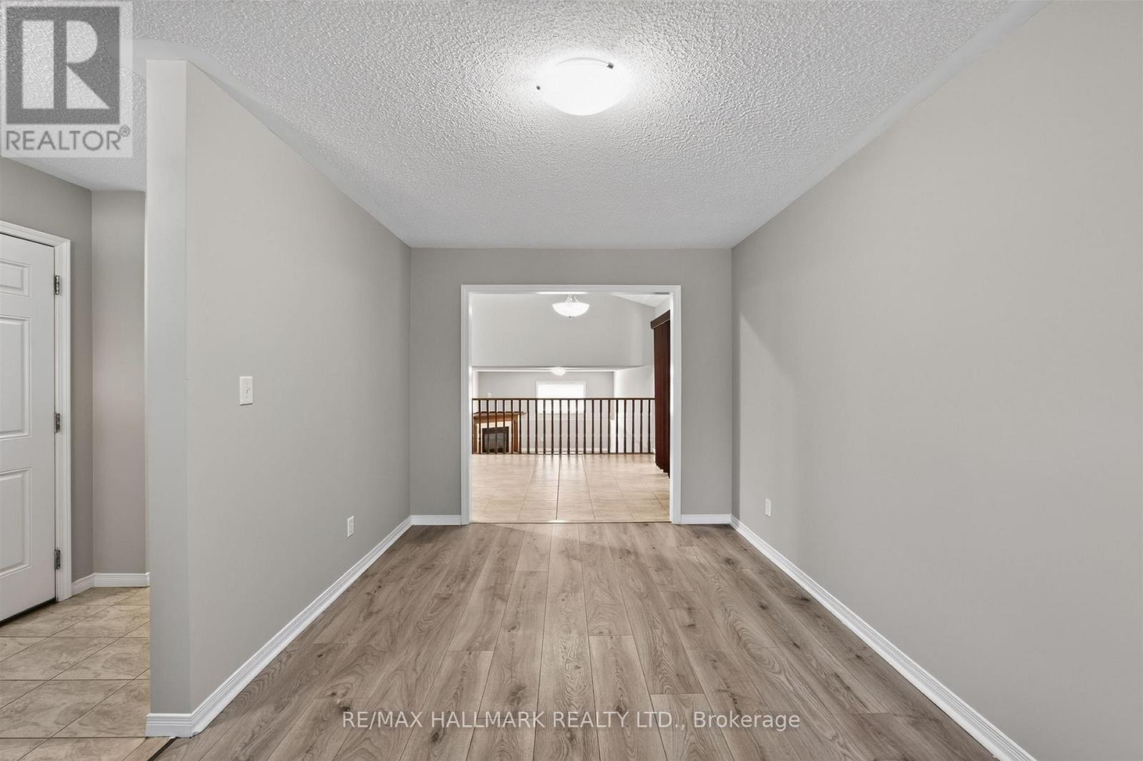 563 LUPLE AVENUE - Image 11