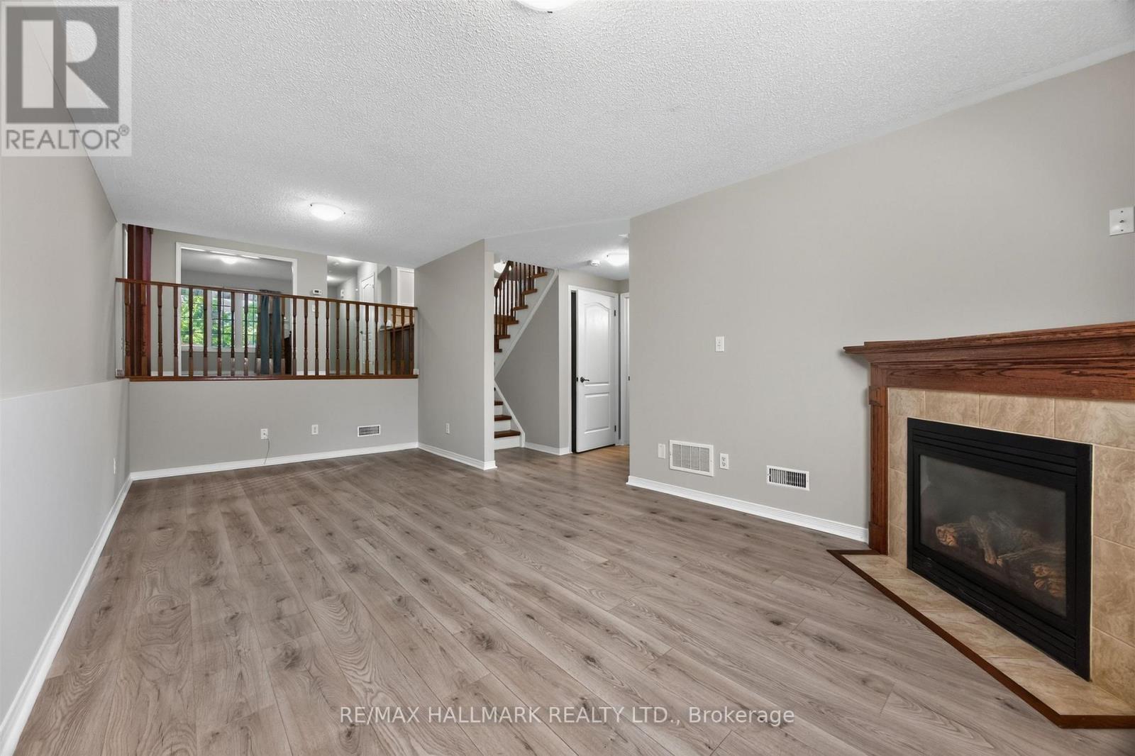 563 LUPLE AVENUE - Image 35