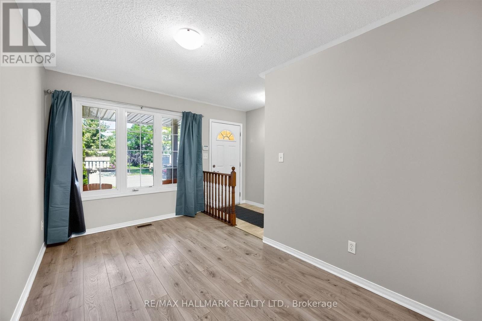 563 LUPLE AVENUE - Image 12