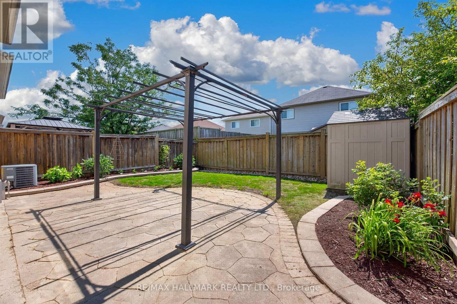 563 LUPLE AVENUE - Image 48