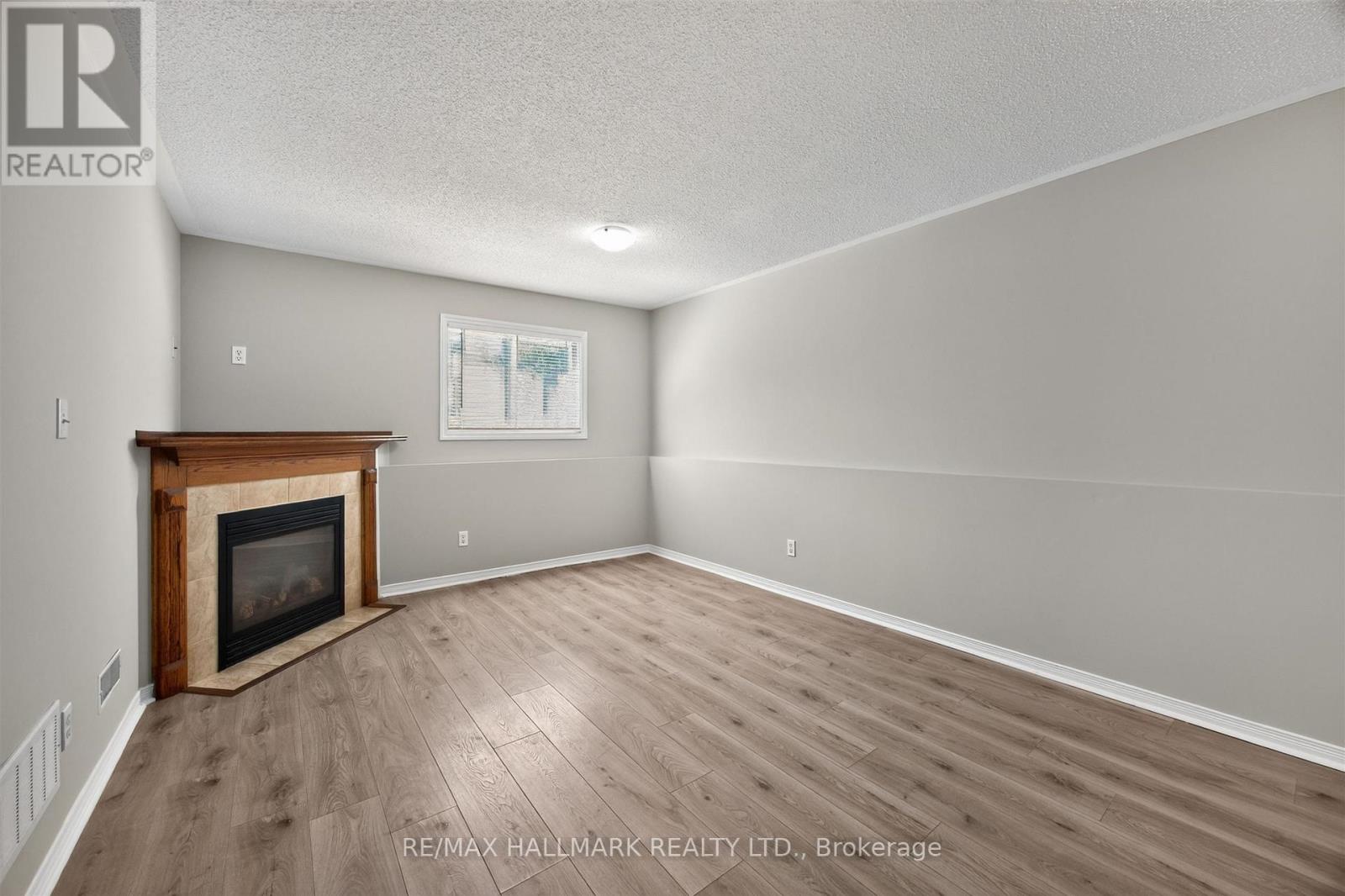 563 LUPLE AVENUE - Image 33