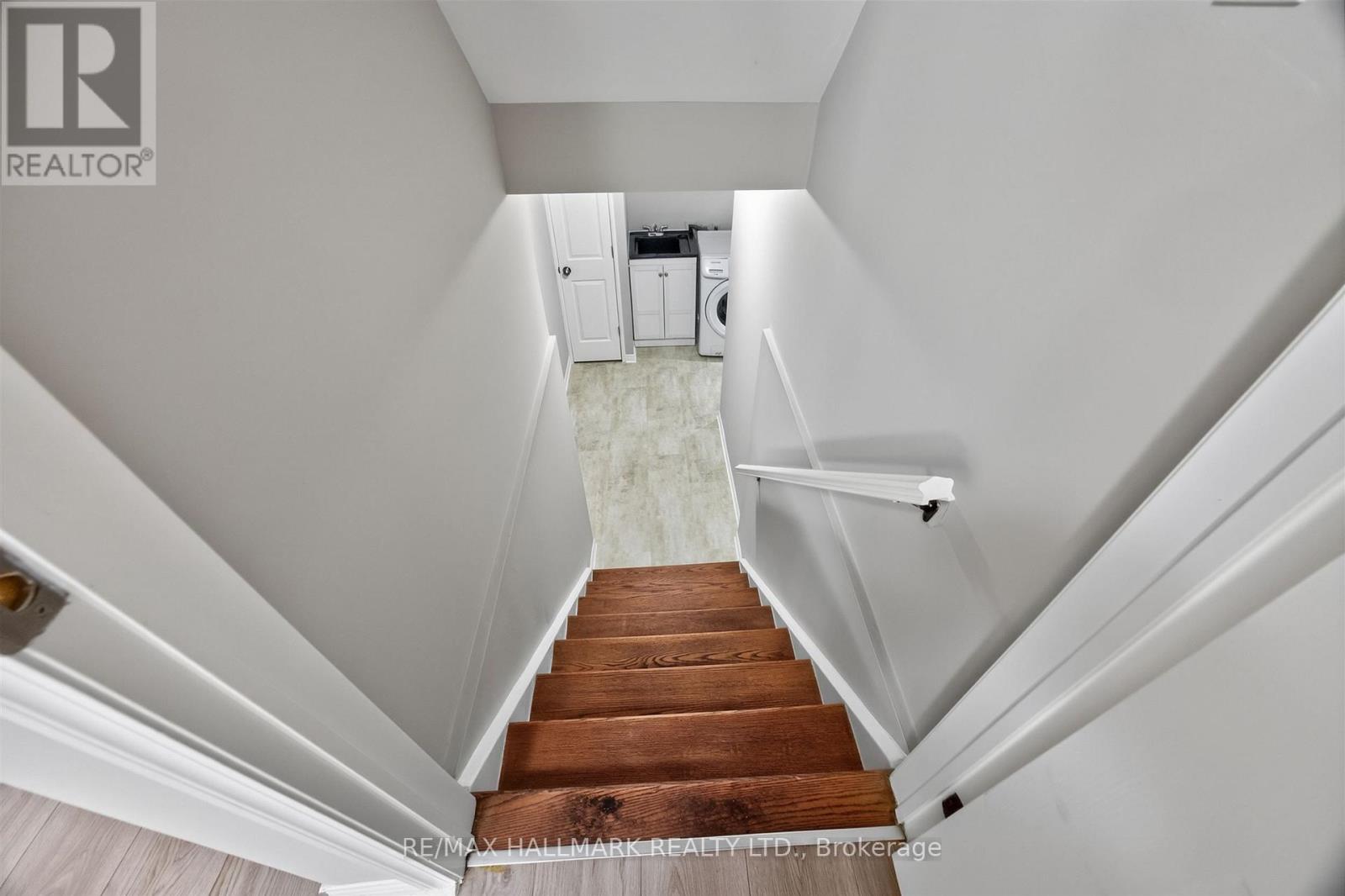 563 LUPLE AVENUE - 41