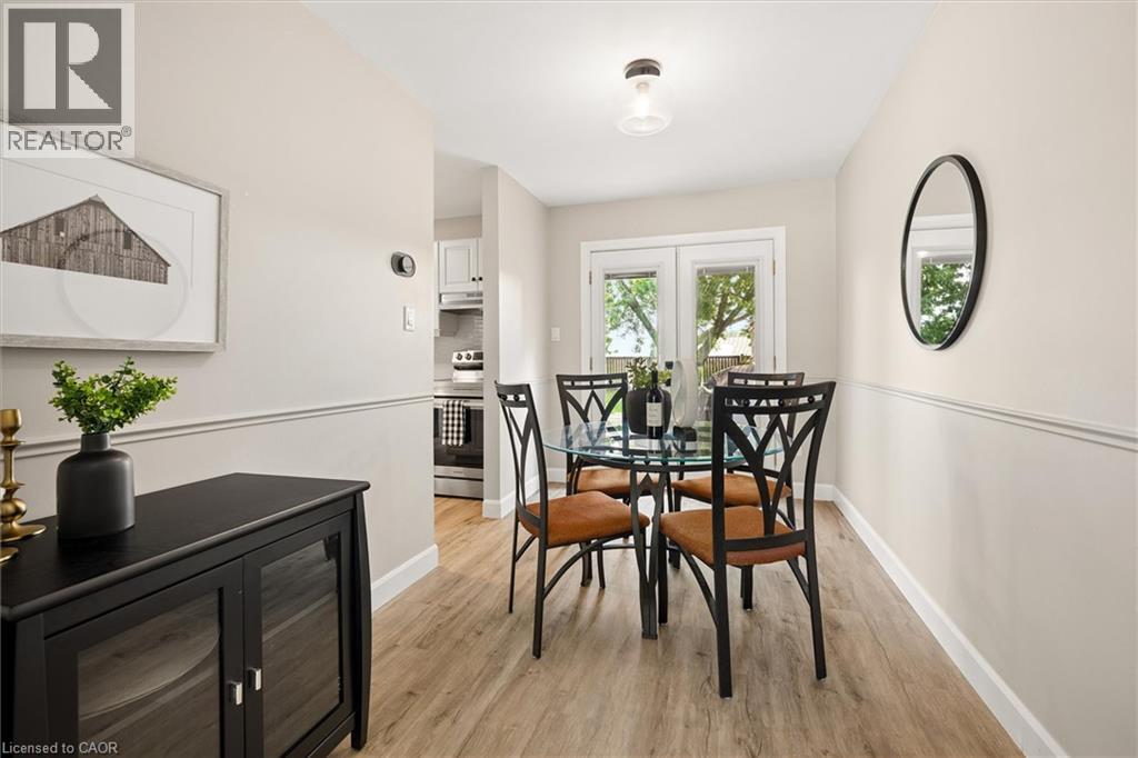 89 MAPLE Avenue - Image 11