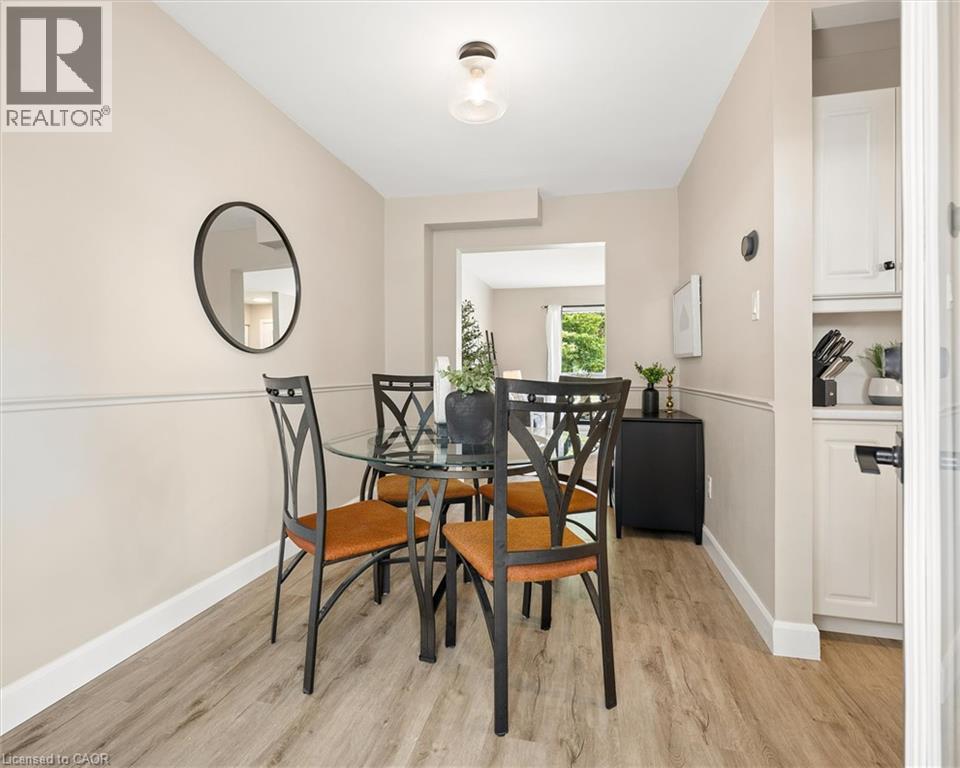 89 MAPLE Avenue - Image 12