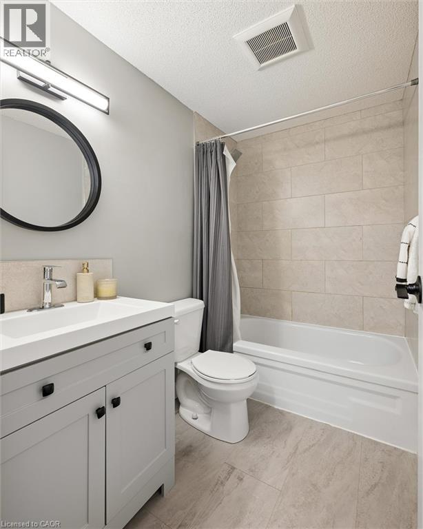89 MAPLE Avenue - Image 21