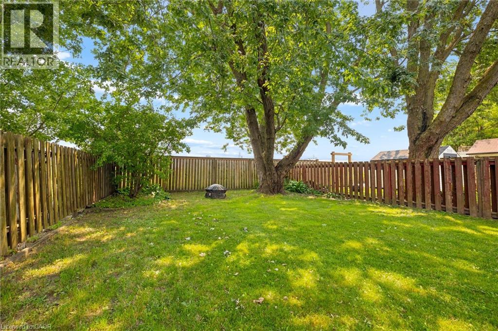 89 MAPLE Avenue - 36