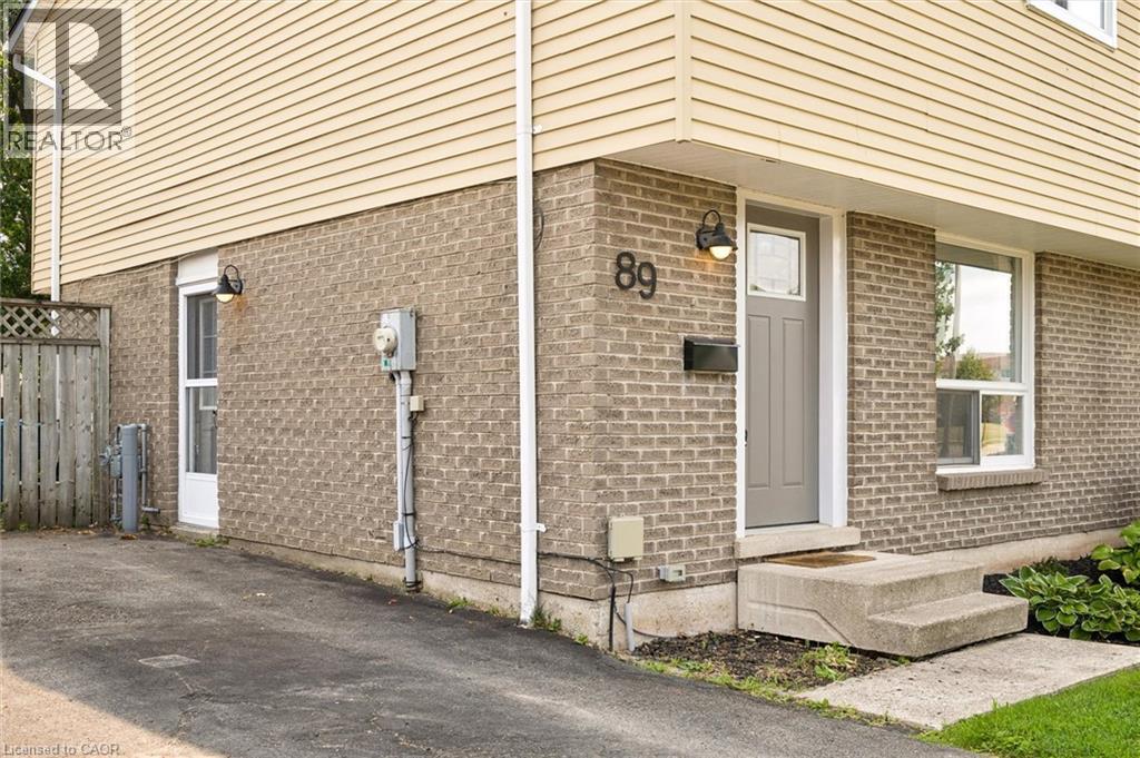 89 MAPLE Avenue - Image 4