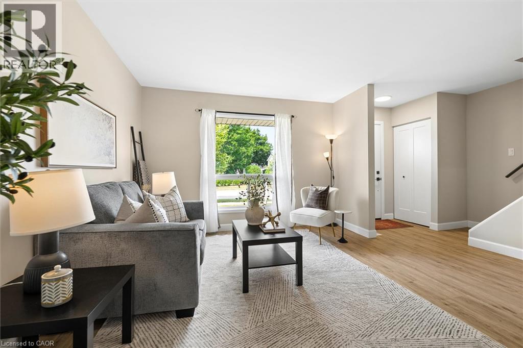 89 MAPLE Avenue - Image 9