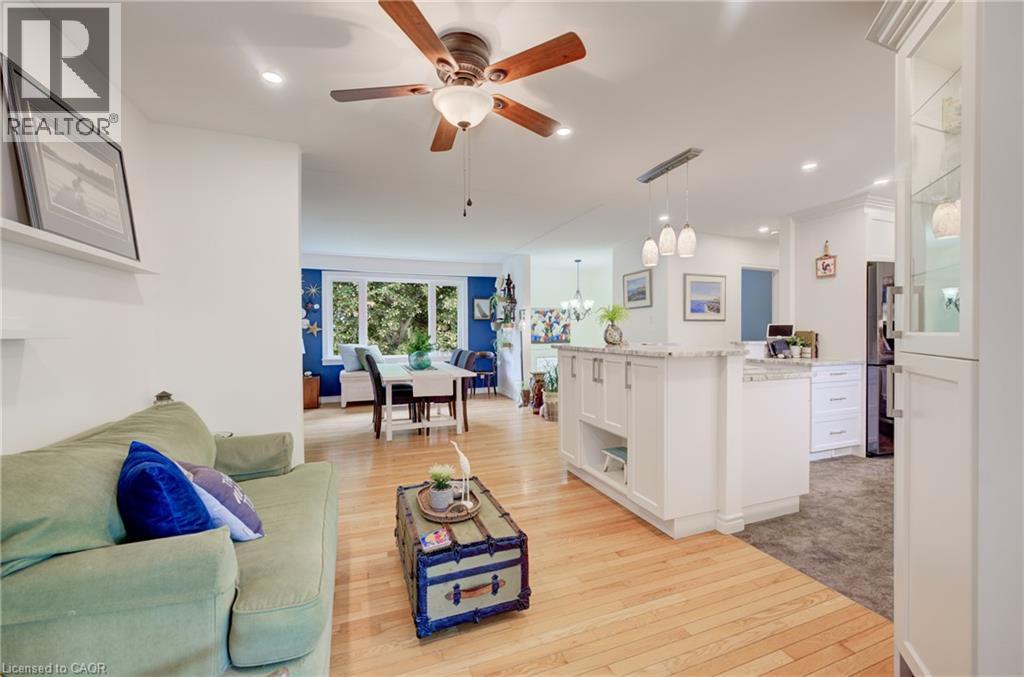 21 KELLY Drive - 11