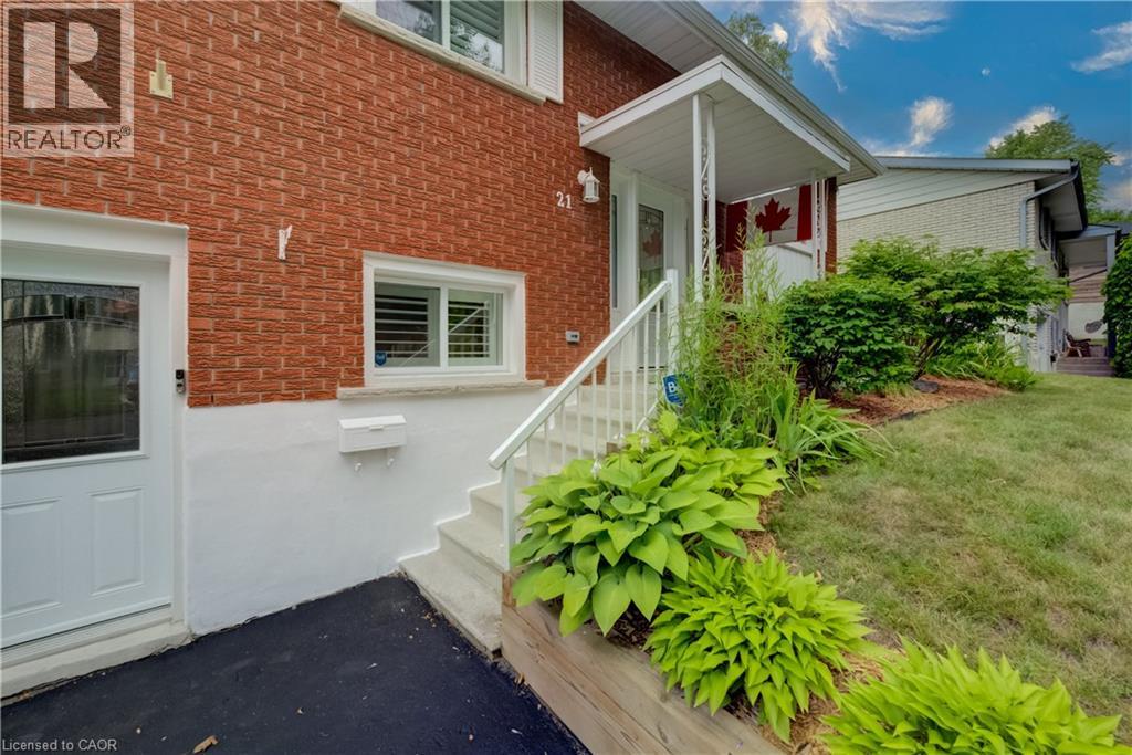 21 KELLY Drive - 3