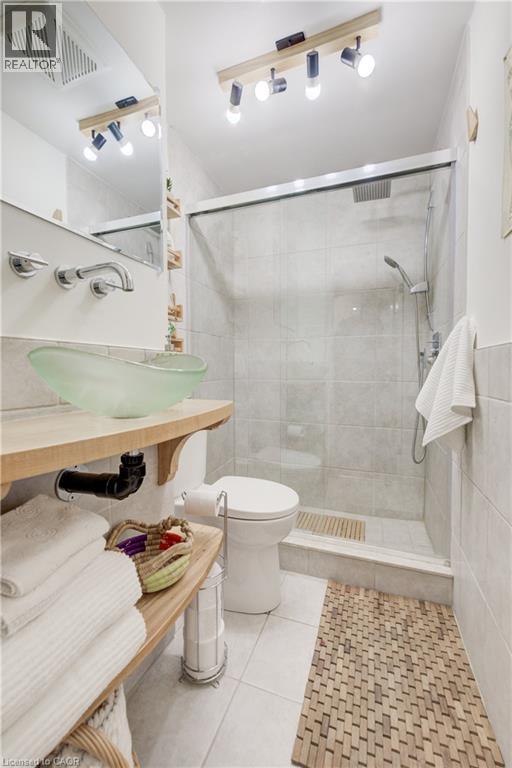 21 KELLY Drive - Image 38