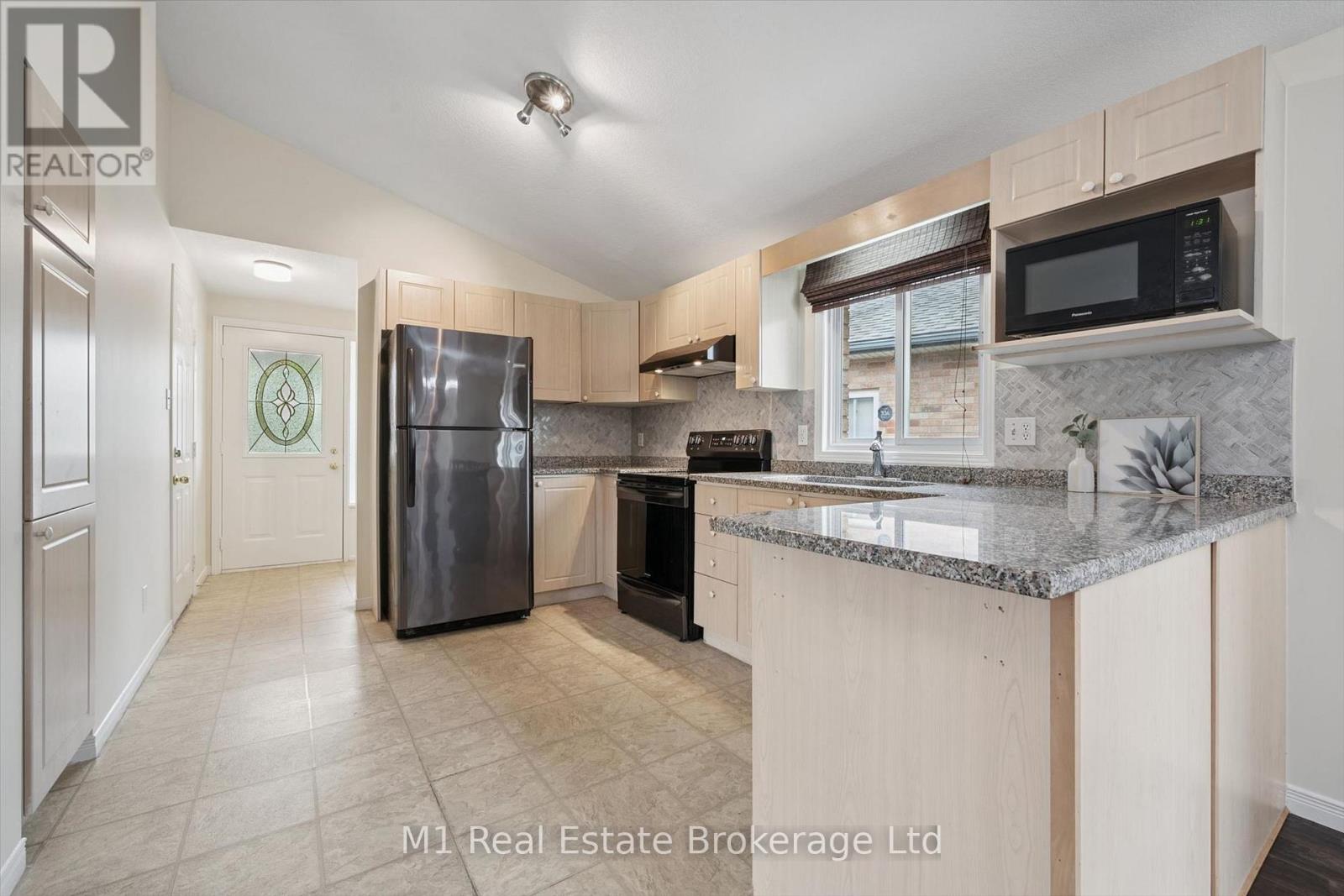 72 ORCHID CRESCENT - Image 11